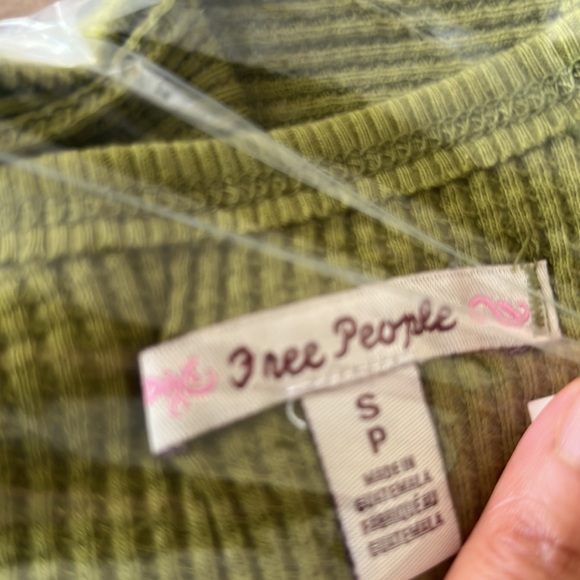 Free people Santa Clara thermal ferngully women top sweater top size S olive nwt - Picture 4 of 4